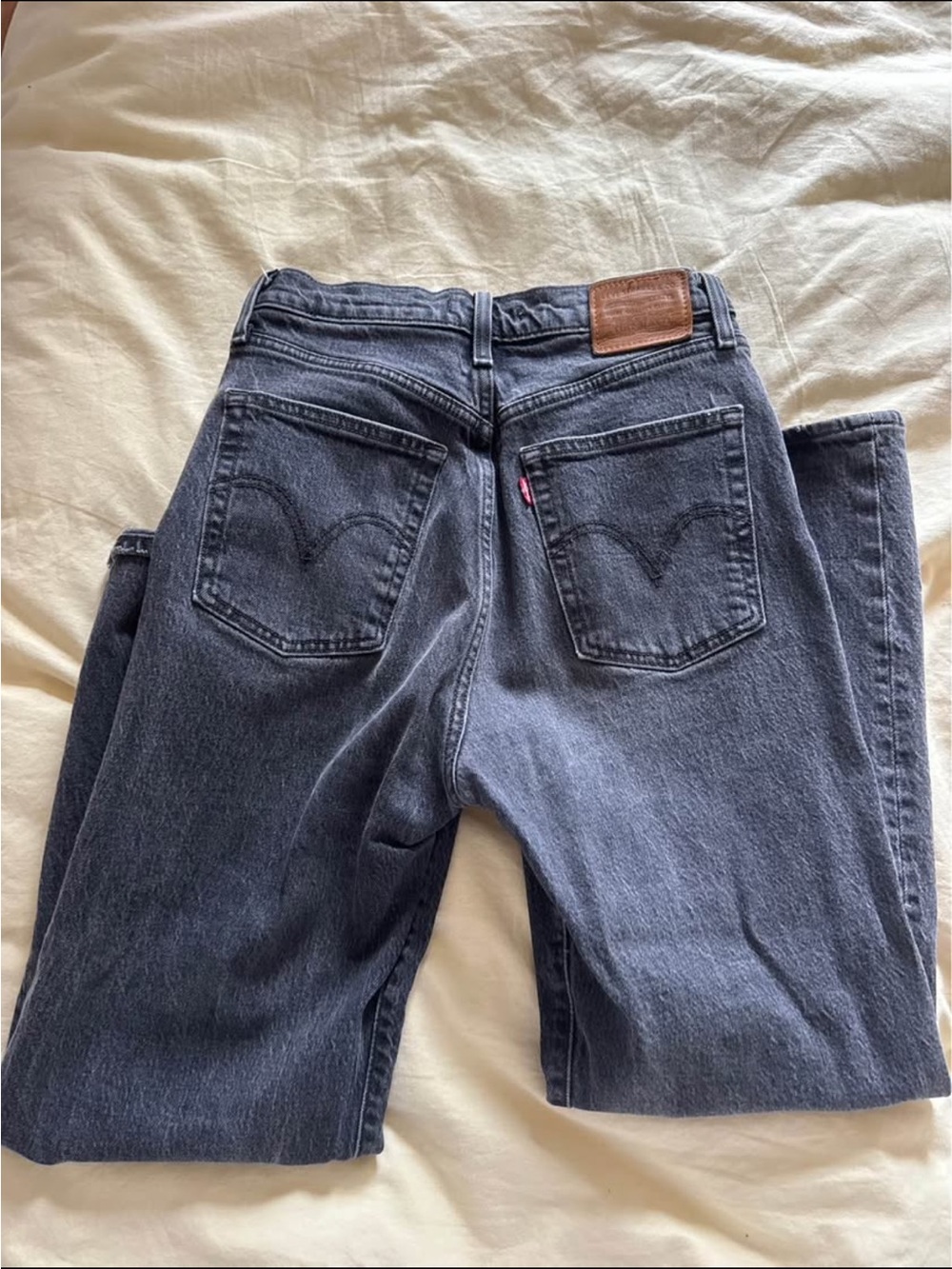 Levi's Women's Charcoal Straight Leg Jeans